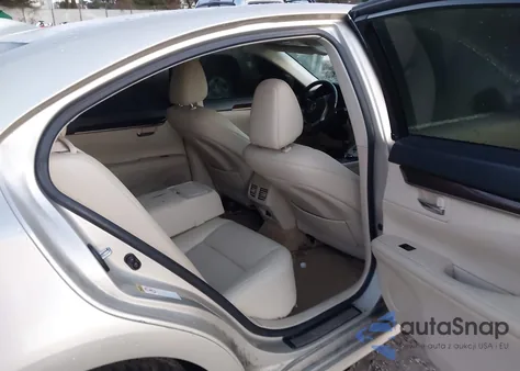 2015 Lexus Es 350 z USA, uszkodzony, nr VIN JTHBK1GG1F2175753